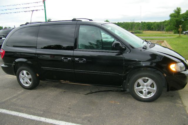 Dodge Grand Caravan 2005 photo 1