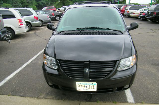 Dodge Grand Caravan 2005 photo 3