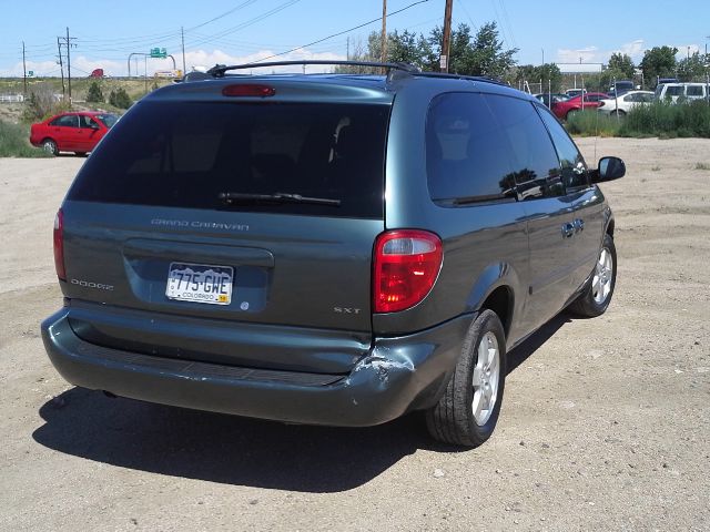 Dodge Grand Caravan 2005 photo 4