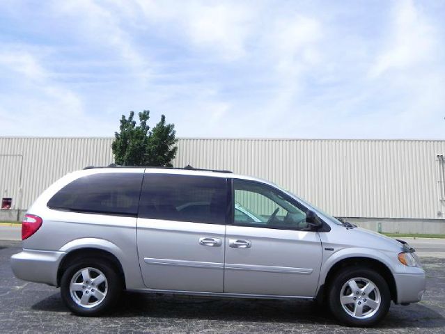 Dodge Grand Caravan 2005 photo 4