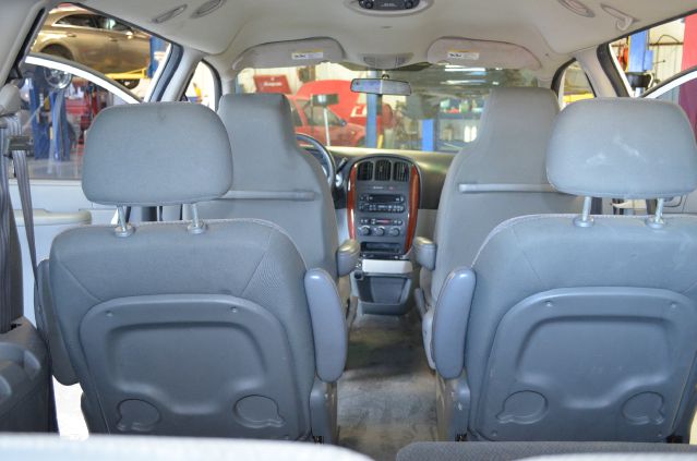 Dodge Grand Caravan 2 MiniVan