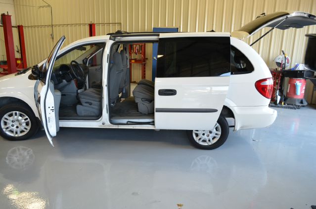 Dodge Grand Caravan 2005 photo 1