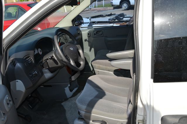 Dodge Grand Caravan 2005 photo 5