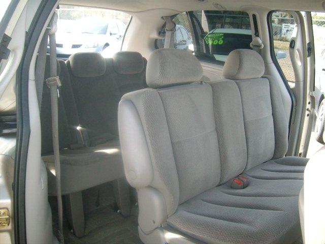 Dodge Grand Caravan 2005 photo 2