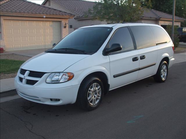 Dodge Grand Caravan 2005 photo 1