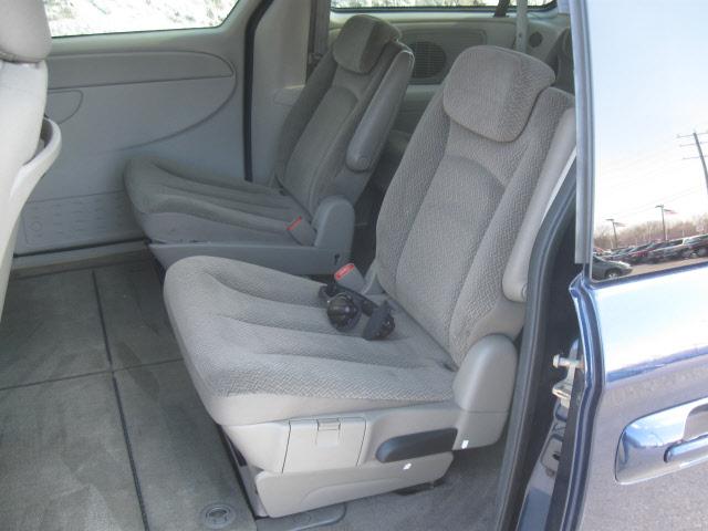 Dodge Grand Caravan 2005 photo 4