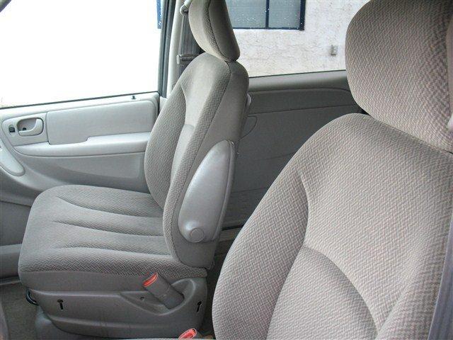 Dodge Grand Caravan 2005 photo 1