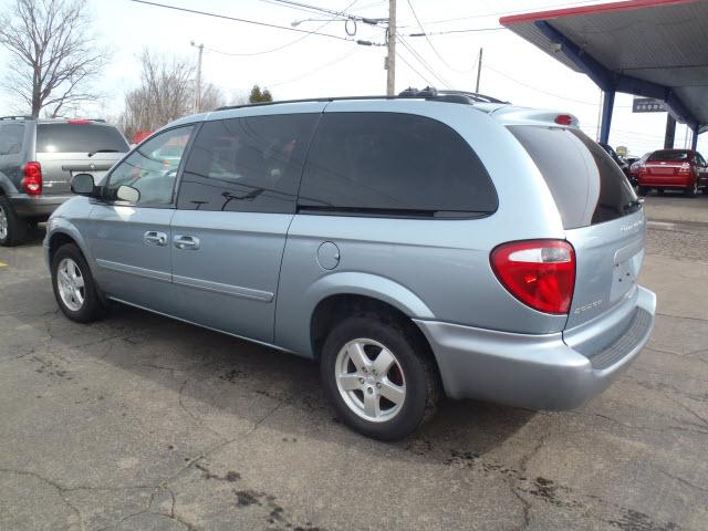 Dodge Grand Caravan 2005 photo 1