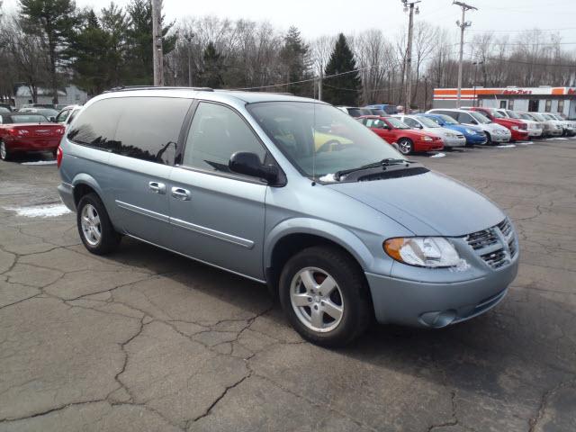 Dodge Grand Caravan 2005 photo 3