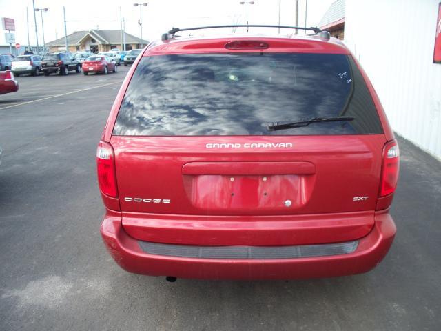 Dodge Grand Caravan 2005 photo 1