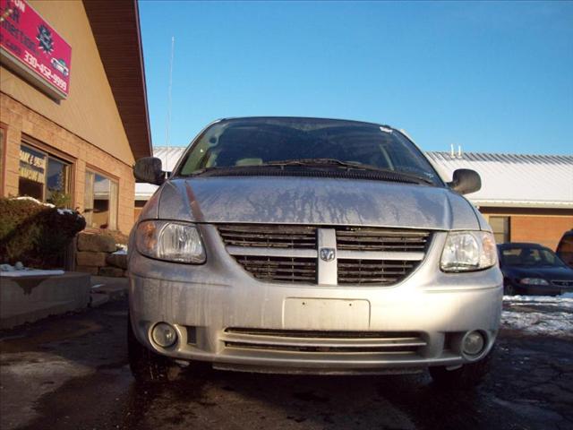 Dodge Grand Caravan 2005 photo 3