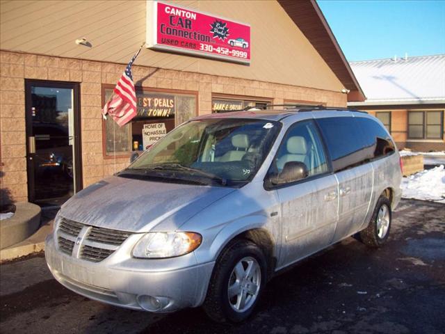 Dodge Grand Caravan Z/28 PACE CAR MiniVan