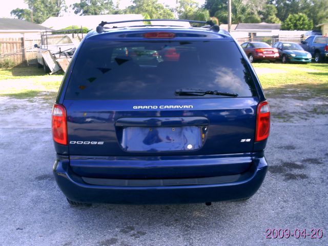 Dodge Grand Caravan 2005 photo 1