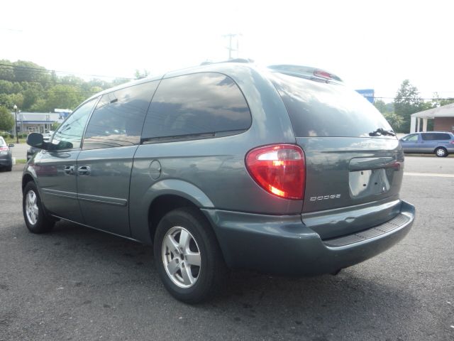 Dodge Grand Caravan 2005 photo 1