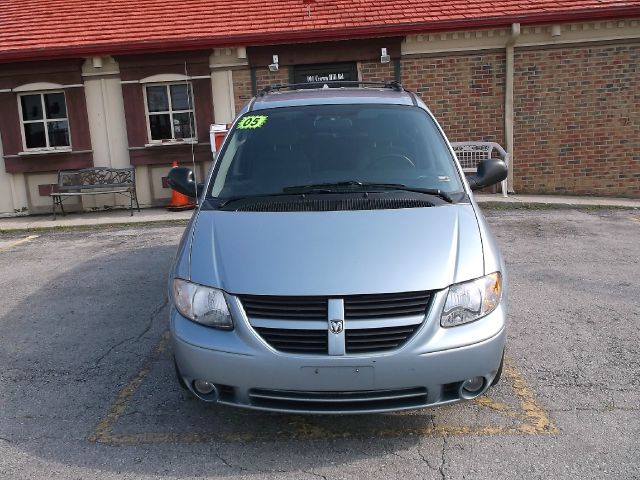 Dodge Grand Caravan 2005 photo 3