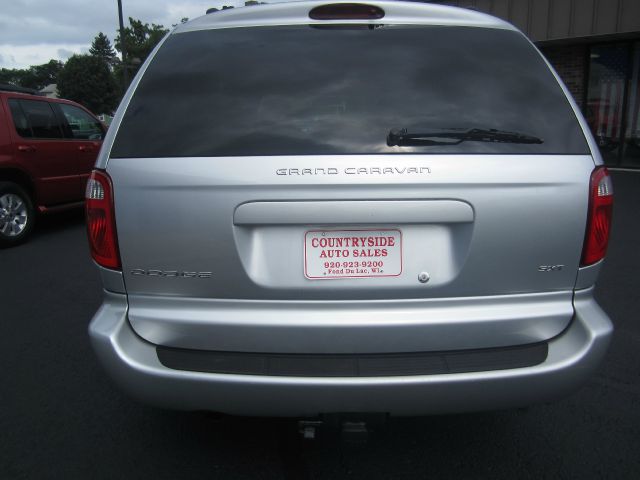 Dodge Grand Caravan 2005 photo 3