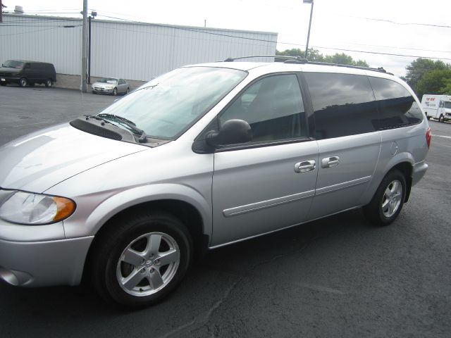 Dodge Grand Caravan 2005 photo 4