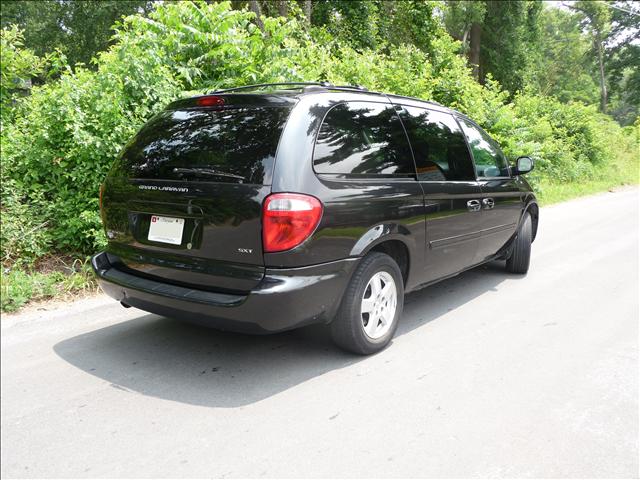 Dodge Grand Caravan 2005 photo 1