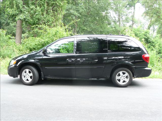 Dodge Grand Caravan 2005 photo 3