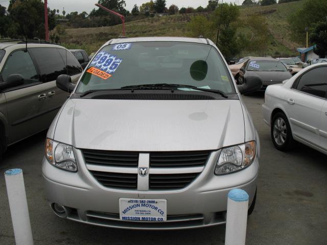 Dodge Grand Caravan 2005 photo 3