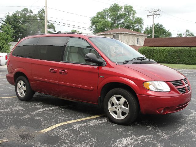 Dodge Grand Caravan 2005 photo 3