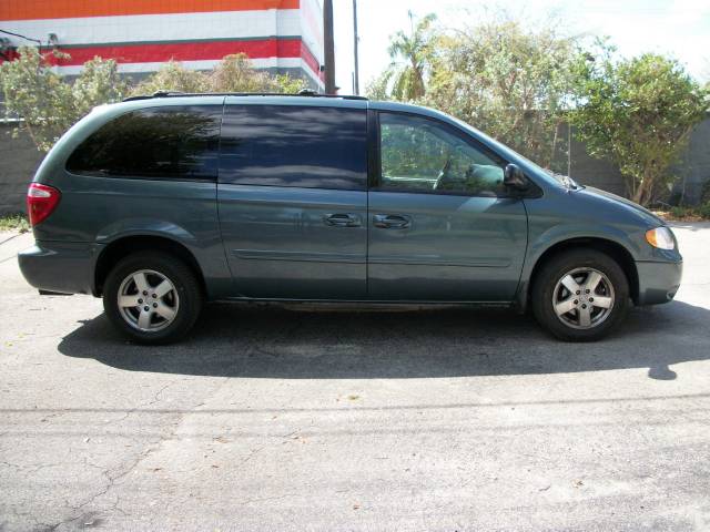 Dodge Grand Caravan 2005 photo 4