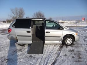 Dodge Grand Caravan 2005 photo 4