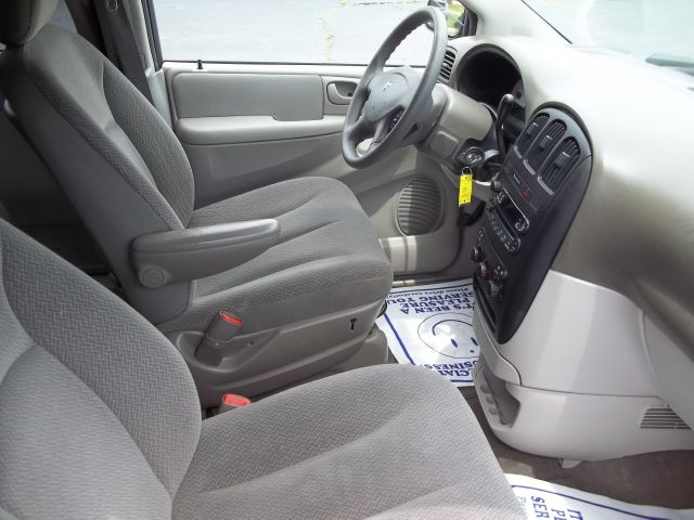 Dodge Grand Caravan 2005 photo 16