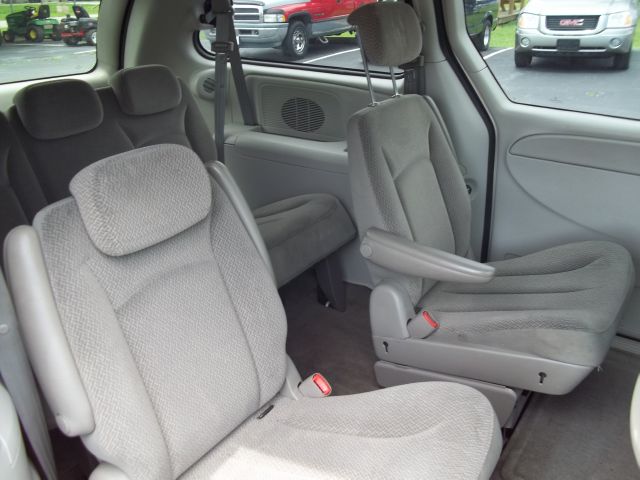 Dodge Grand Caravan 2005 photo 17