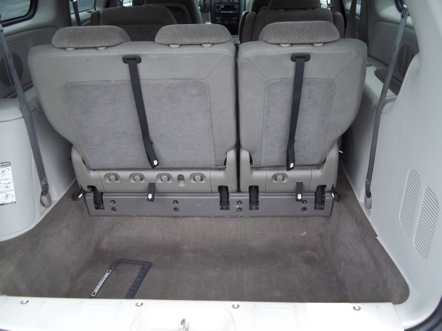 Dodge Grand Caravan 2005 photo 18