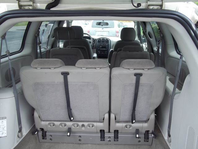 Dodge Grand Caravan 2005 photo 25