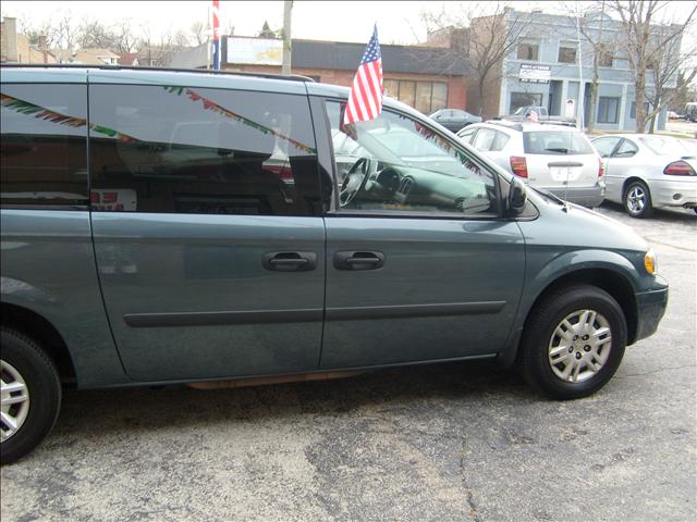 Dodge Grand Caravan 2005 photo 3