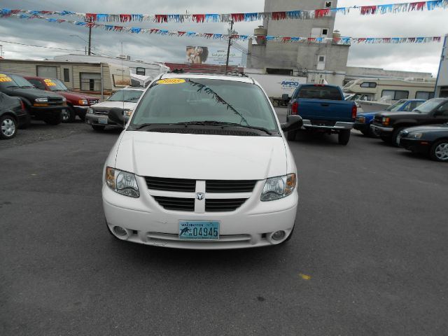 Dodge Grand Caravan 2005 photo 14