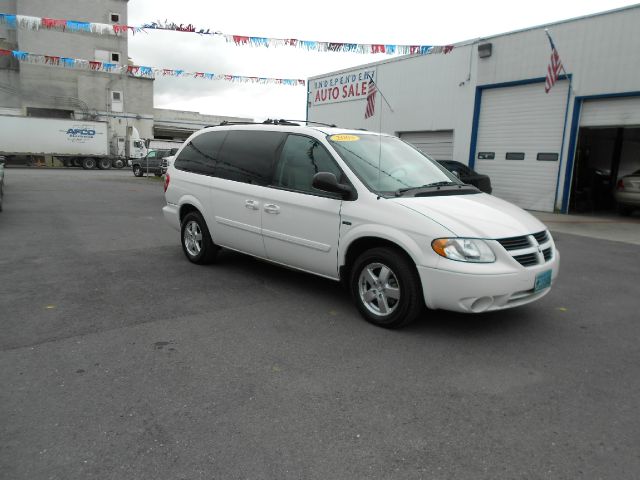 Dodge Grand Caravan 2005 photo 5