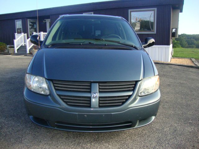 Dodge Grand Caravan 2006 photo 2