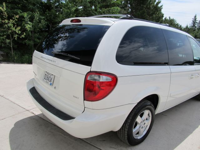 Dodge Grand Caravan 2006 photo 1