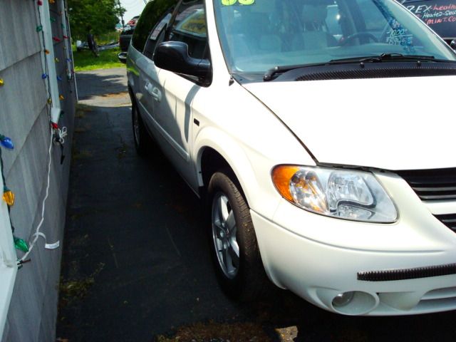 Dodge Grand Caravan 2006 photo 1