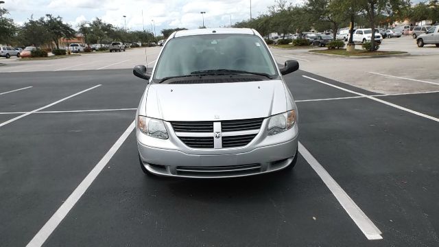 Dodge Grand Caravan 2006 photo 3