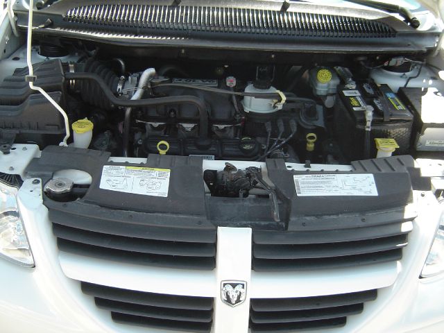 Dodge Grand Caravan 2006 photo 10