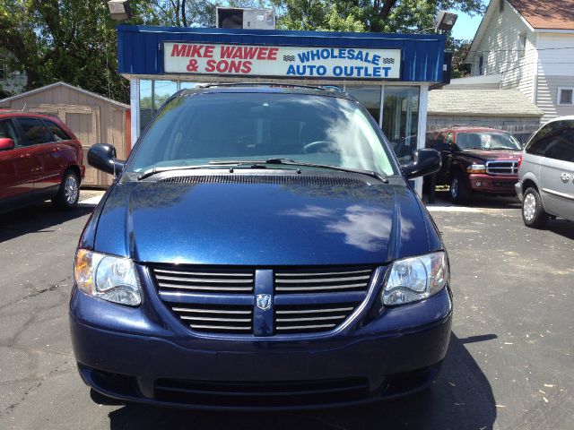 Dodge Grand Caravan 2006 photo 18