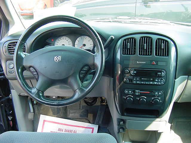 Dodge Grand Caravan 2006 photo 3