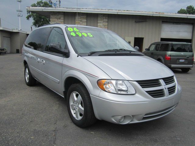 Dodge Grand Caravan 2006 photo 1