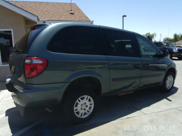 Dodge Grand Caravan 2006 photo 2