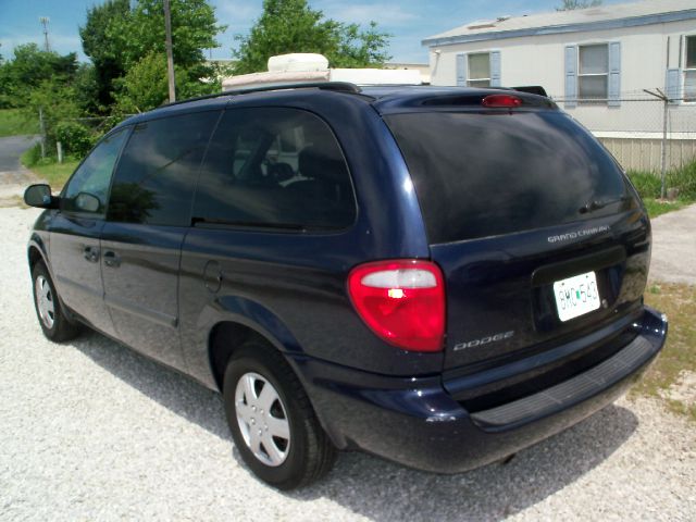 Dodge Grand Caravan 2006 photo 2