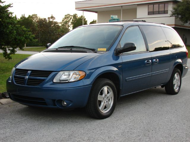 Dodge Grand Caravan 2006 photo 1