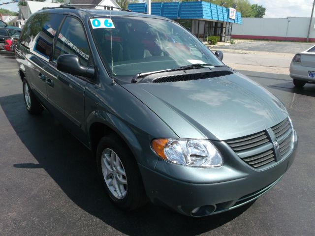 Dodge Grand Caravan 2006 photo 18