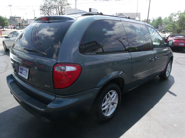 Dodge Grand Caravan 2006 photo 3