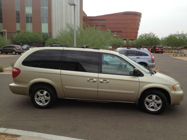 Dodge Grand Caravan 2006 photo 1