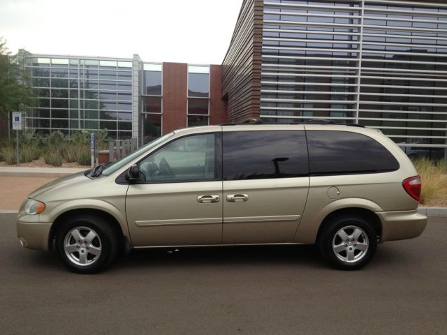 Dodge Grand Caravan 2006 photo 2