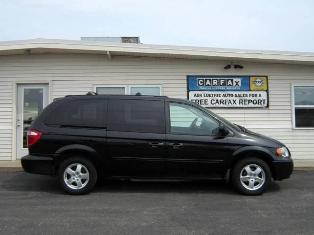 Dodge Grand Caravan 2006 photo 2